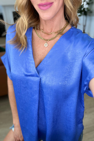 Andree By Unit Pleat Front V-Neck Top in Royal Blue