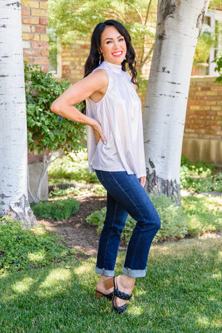 Andree By Unit Photo Opt Sleeveless Blouse