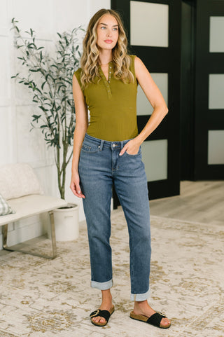 Judy Blue Shane Mid Rise Billie Boyfriend Jean in Dark Cozy Indigo
