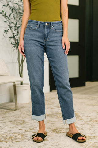 Judy Blue Shane Mid Rise Billie Boyfriend Jean in Dark Cozy Indigo
