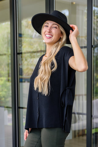 Andree By Unit The Finale Top in Black