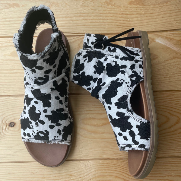 Very G "Libra" Black Cow Sandal-Shoes-Sunshine and Wine Boutique