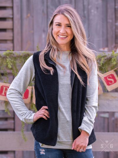 Southern Grace The Aspen Wubby Sherpa Vest-Clothing-Sunshine and Wine Boutique